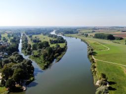 Mündung der Abens in die Donau bei Eining