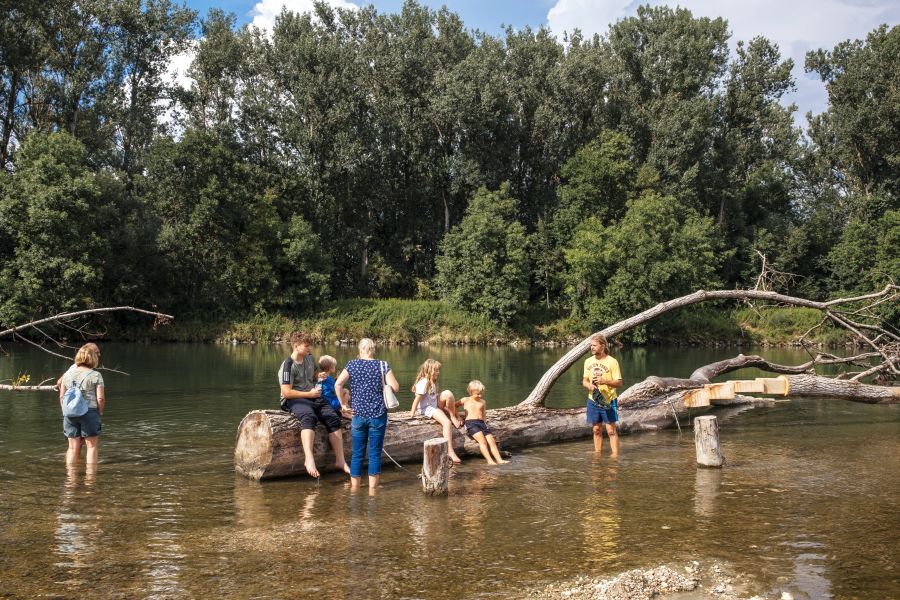 Kurze Abkühlung in der Isar Kurze Abkühlung in der Isar
